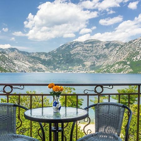 Apartmani Stanovcic Donji Morinj Exteriör bild