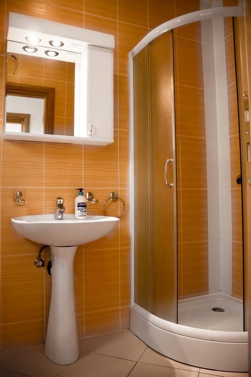Apartmani Stanovcic Donji Morinj Exteriör bild